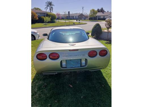 2000 Chevrolet Corvette Base