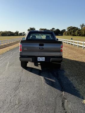 Gray 2009 Ford F-150 STX SuperCab