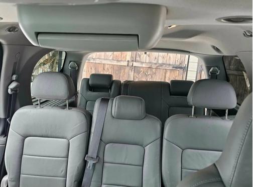 Blue 2003 Ford Expedition XLT