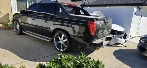 2003 Cadillac Escalade EXT Base