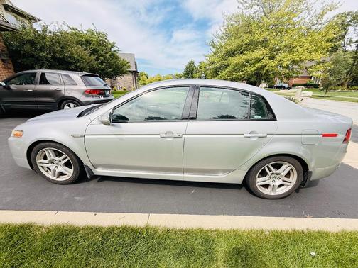 Silver 2007 Acura TL 3.2