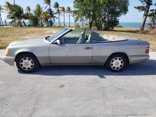 1995 Mercedes-Benz E-Class E320 Cabriolet