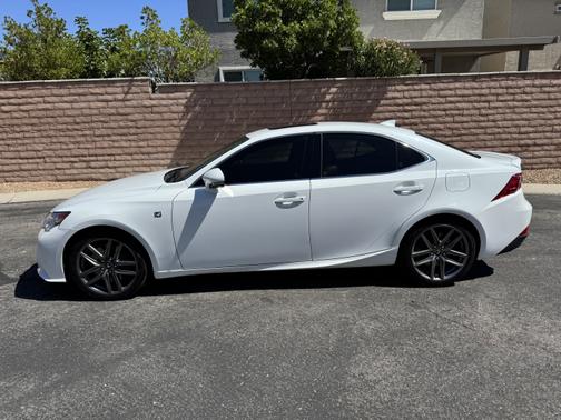 2016 Lexus IS 350 Base