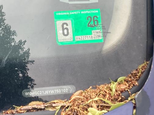 Blue 2000 Volkswagen Golf GLS