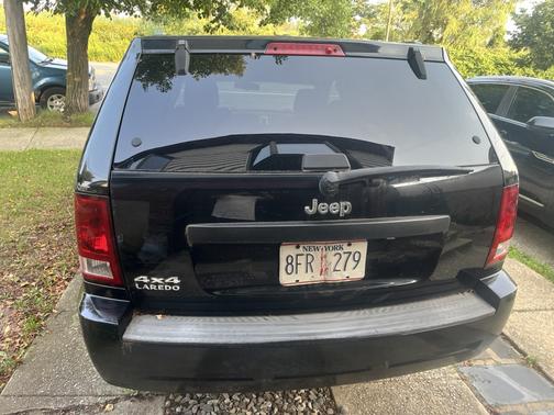 Black 2008 Jeep Grand Cherokee Laredo