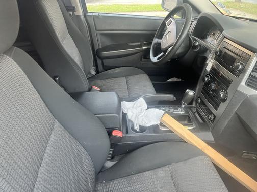 Black 2008 Jeep Grand Cherokee Laredo