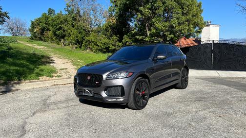 2017 Jaguar F-PACE S