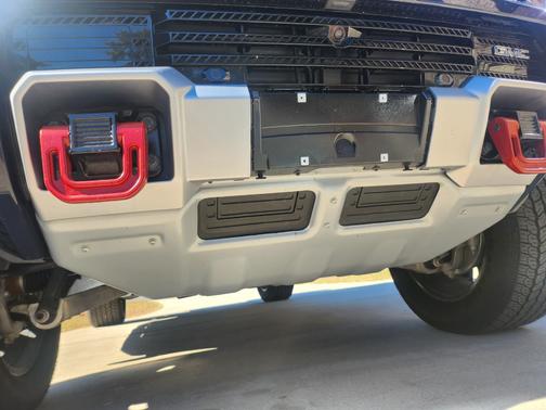 2024 GMC HUMMER EV SUV 2X