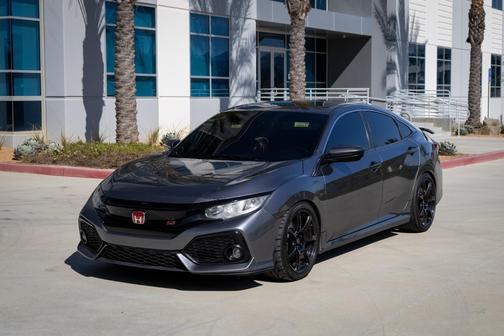 Gray 2019 Honda Civic Si Base w/Summer Tires