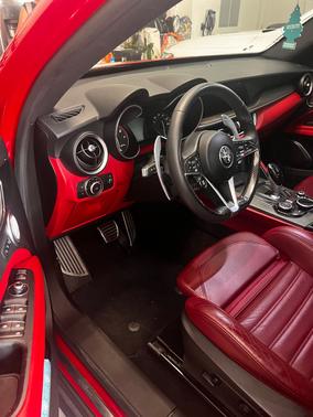 2018 Alfa Romeo Stelvio Ti Sport