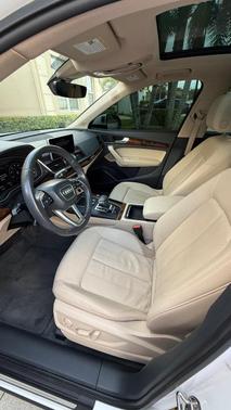 White 2018 Audi Q5 2.0T Premium Plus