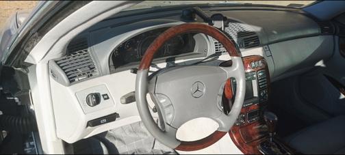 Silver 2000 Mercedes-Benz CL-Class CL500