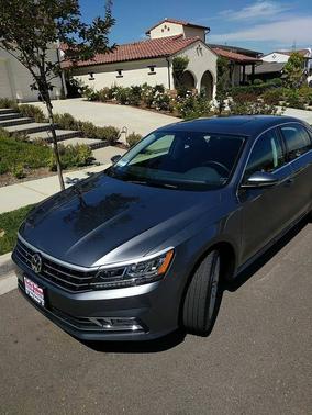 2018 Volkswagen Passat 2.0T SE w/Technology