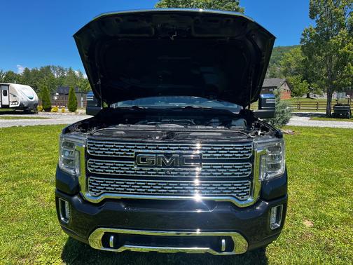 Black 2022 GMC Sierra 3500 Denali