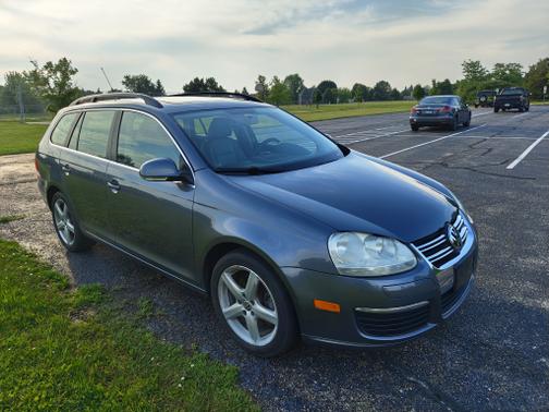 2009 Volkswagen Jetta 2.0 SEL SportWagen