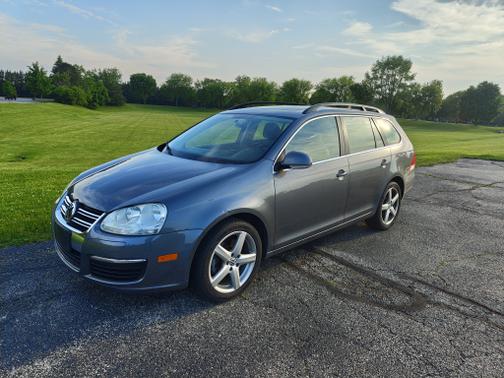 2009 Volkswagen Jetta 2.0 SEL SportWagen
