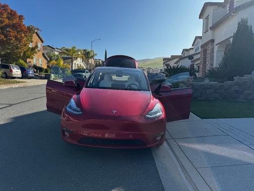 2022 Tesla Model Y Long Range