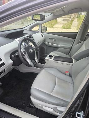 2012 Toyota Prius v Two