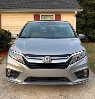 Silver 2019 Honda Odyssey EX-L
