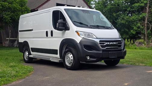 White 2023 RAM ProMaster 2500 Low Roof