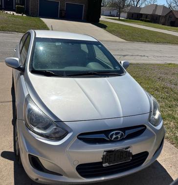2014 Hyundai Accent GLS