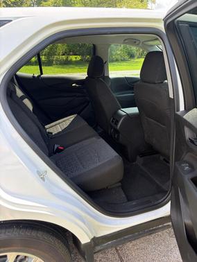 White 2024 Chevrolet Equinox LT