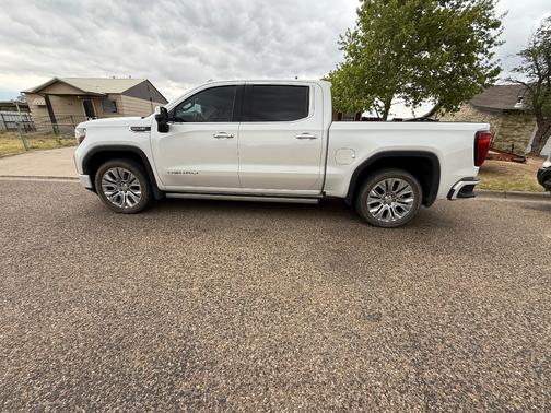 White 2022 GMC Sierra 1500 Limited Denali
