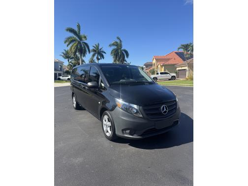 2019 Mercedes-Benz Metris Base