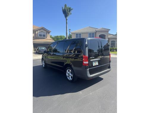 2019 Mercedes-Benz Metris Base