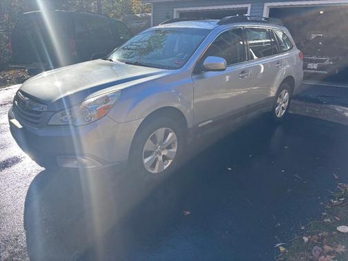 Silver 2012 Subaru Outback 2.5i