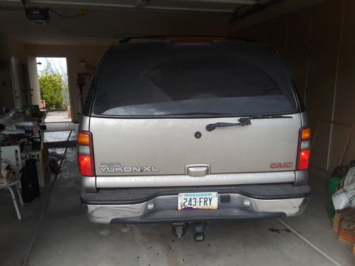 2001 GMC Yukon XL K2500