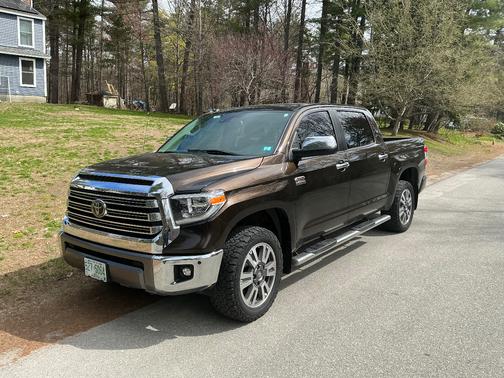 Brown 2018 Toyota Tundra 1794