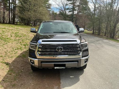 Brown 2018 Toyota Tundra 1794