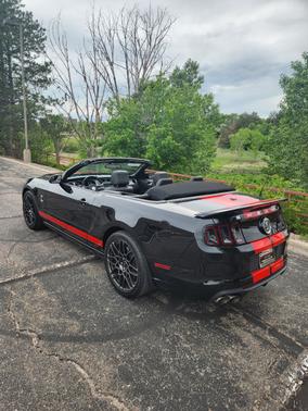 Black 2014 Ford Mustang Shelby GT500