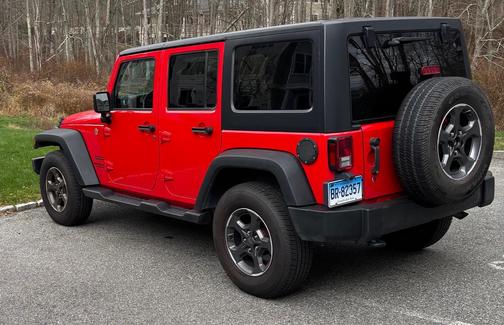 2016 Jeep Wrangler Unlimited Sport