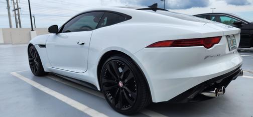 2015 Jaguar F-TYPE R