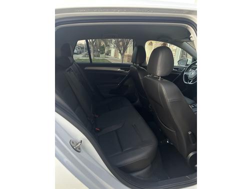 2015 Volkswagen e-Golf SEL Premium