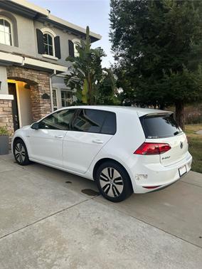 2015 Volkswagen e-Golf SEL Premium