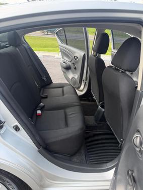 Silver 2019 Nissan Versa 1.6 S+