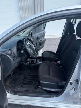 Silver 2019 Nissan Versa 1.6 S+