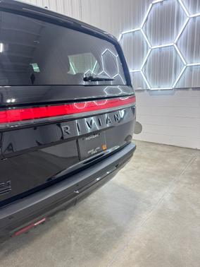 Black 2024 Rivian R1S Adventure Quad-Motor Large Package