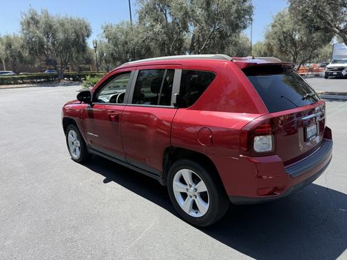 Red 2016 Jeep Compass Sport