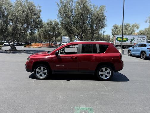 Red 2016 Jeep Compass Sport