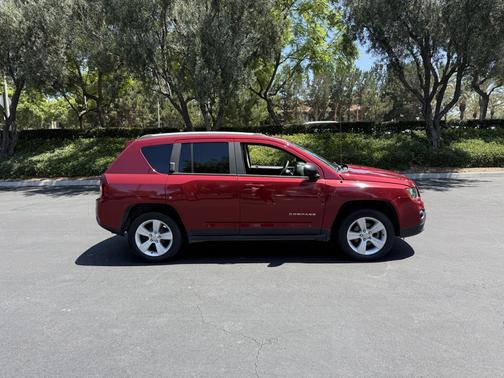 Red 2016 Jeep Compass Sport
