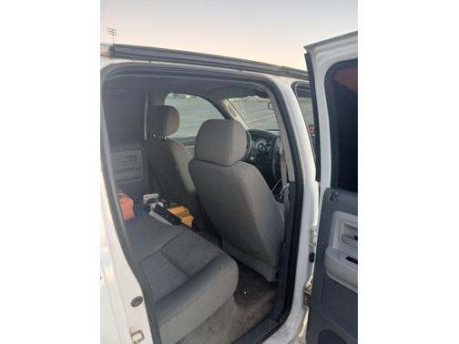 White 2007 Dodge Dakota SLT Quad Cab
