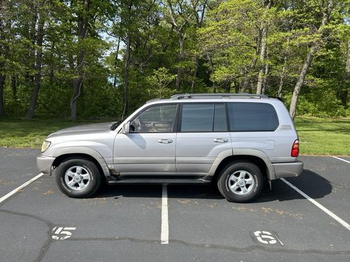1999 Toyota Land Cruiser Base