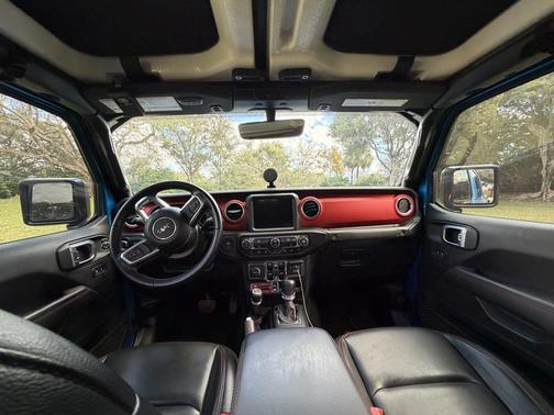 Blue 2021 Jeep Gladiator Rubicon