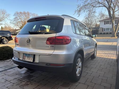 2015 Volkswagen Tiguan Auto S