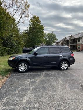 Black 2012 Subaru Forester 2.5X Limited