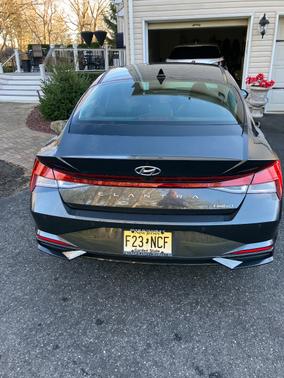 2021 Hyundai ELANTRA Limited